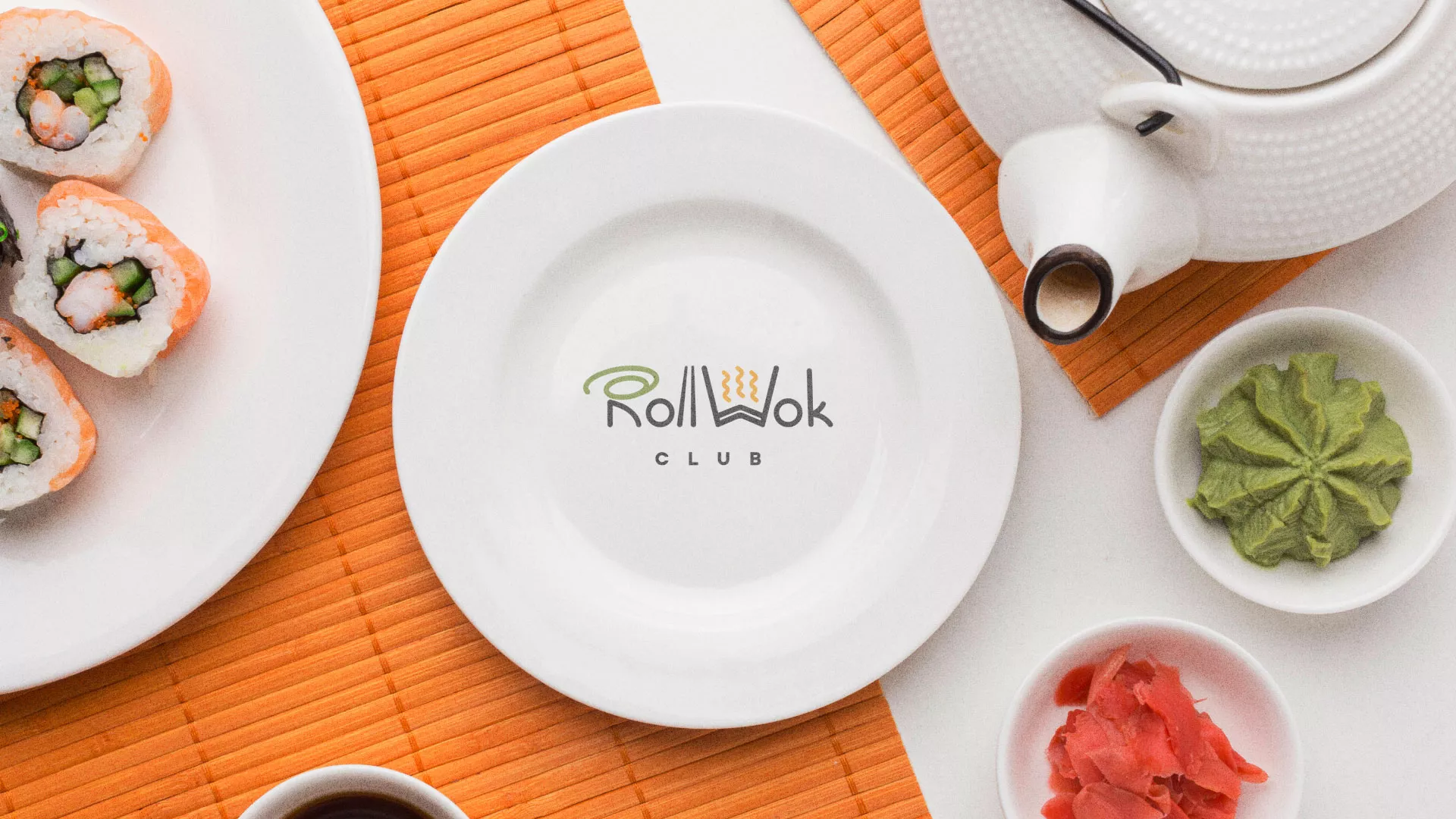 Разработка логотипа и фирменного стиля в Инзе для суши-бара «Roll Wok Club» Разработка логотипа и фирменного стиля в Инзе для суши-бара «Roll Wok Club»